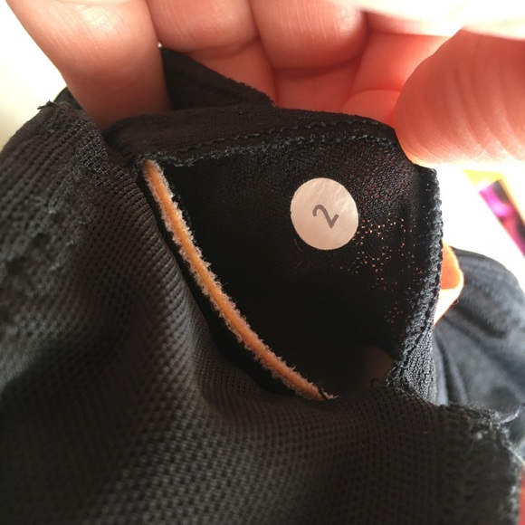 Rare Flip Your Dog Bra Lululemon Floral Neon XS 2 - Picture 5 of 7